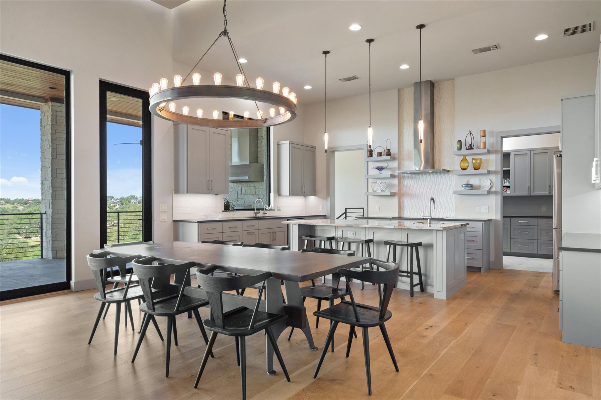 17724 Flagler Dr, Austin, TX 78738