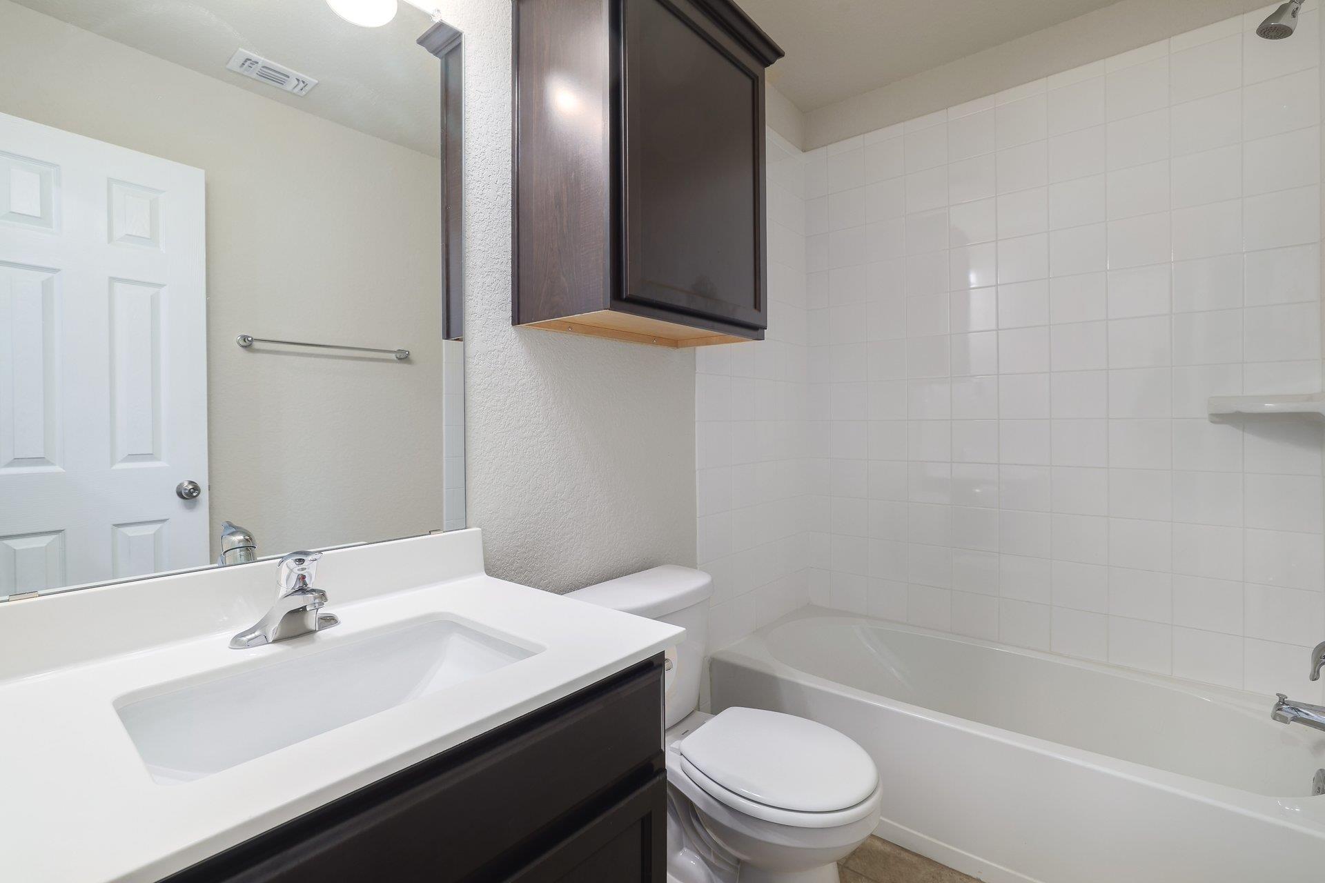 117 Akston Ct, Jarrell, TX 76537