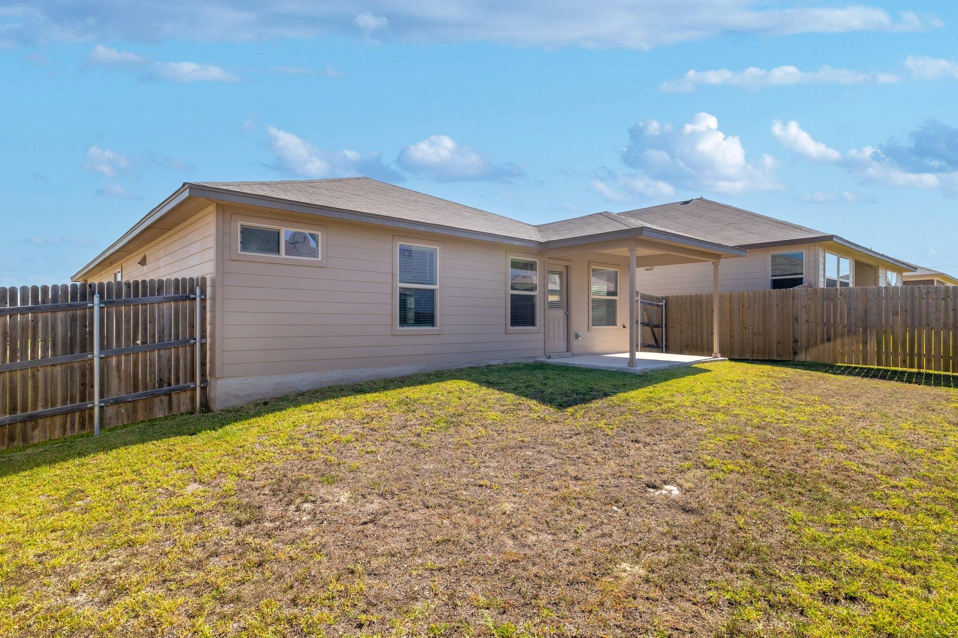 117 Akston Ct, Jarrell, TX 76537