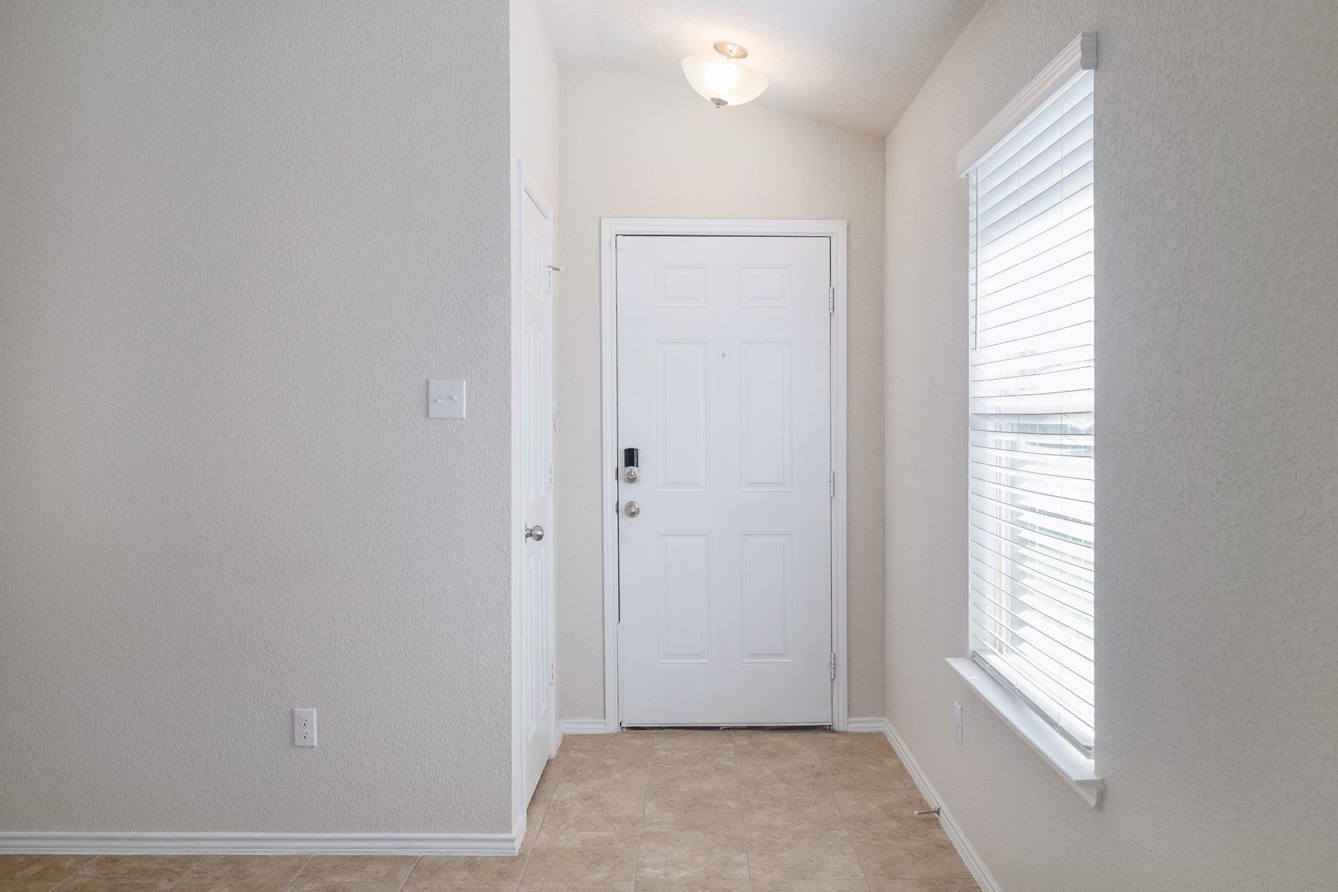 117 Akston Ct, Jarrell, TX 76537