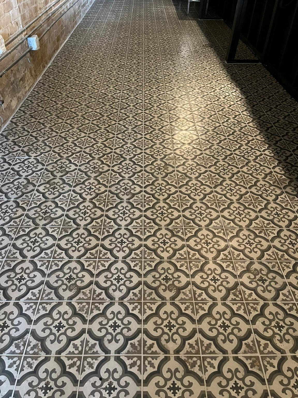 115 W 2nd St, Taylor, TX 76574