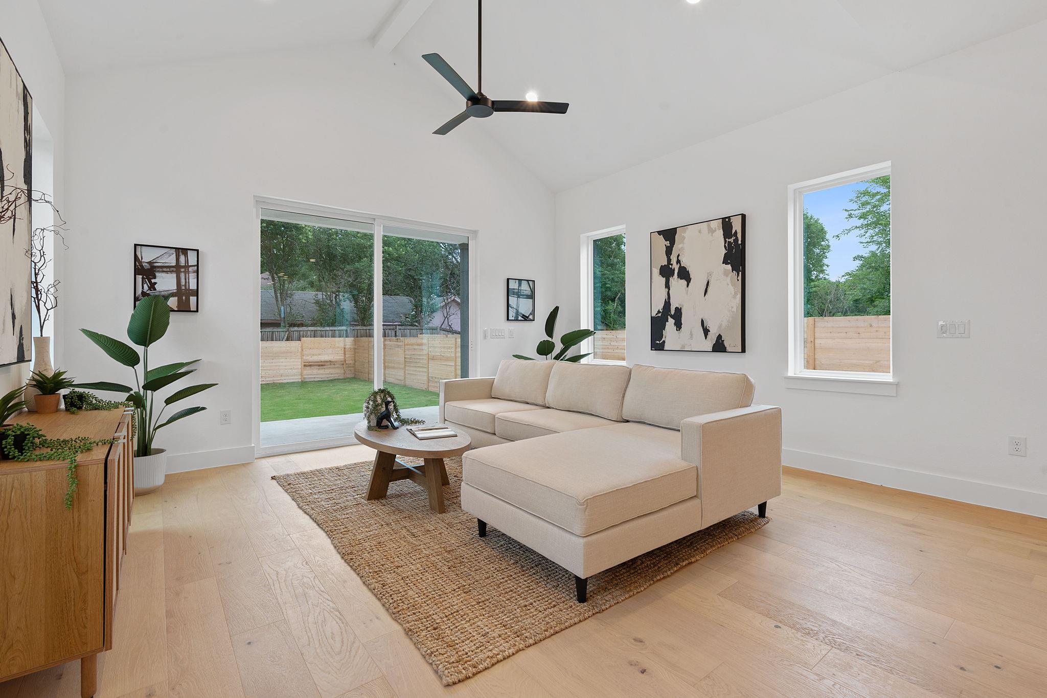 3412 Blumie St # 1, Austin, TX 78745