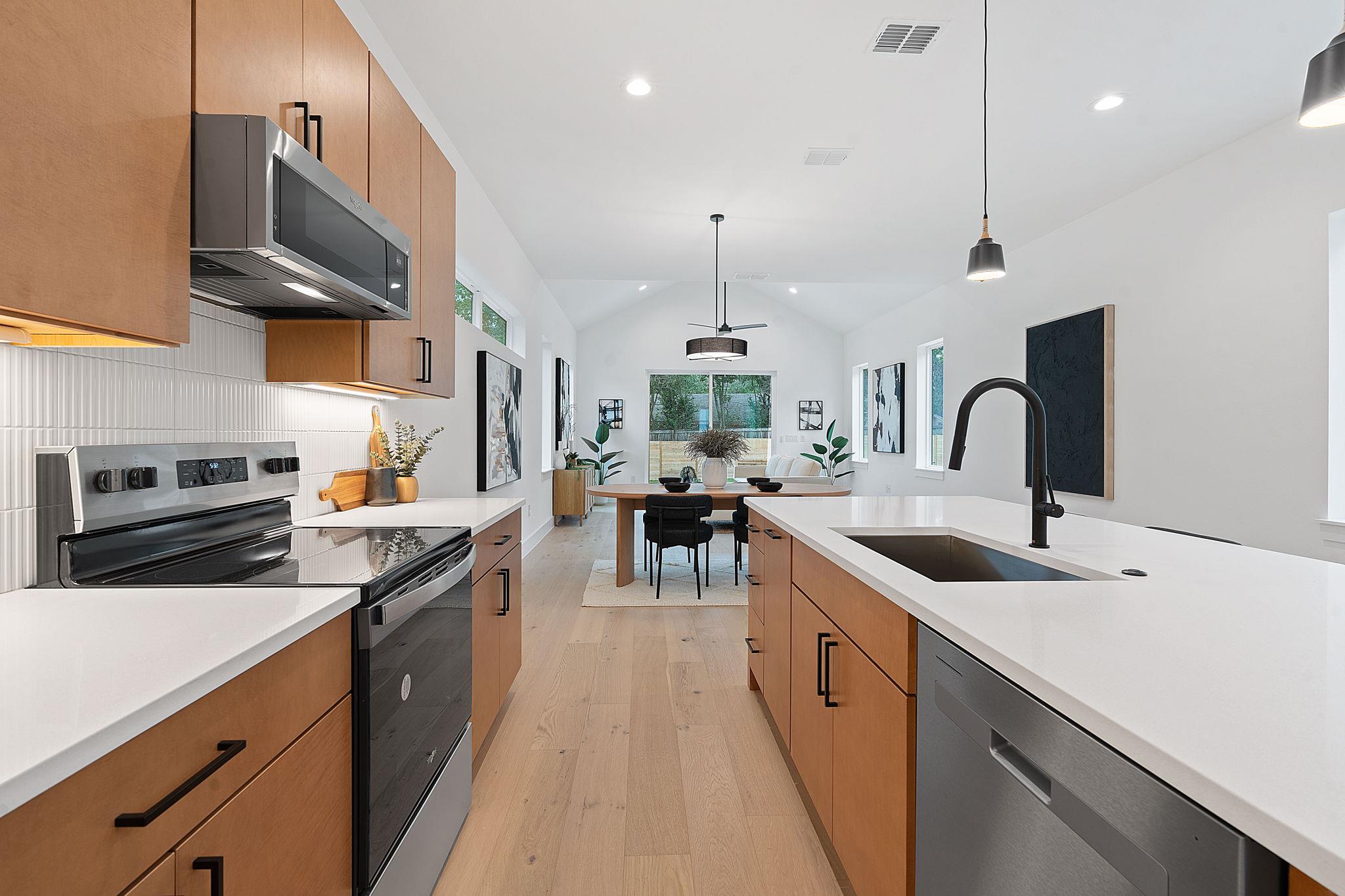 3412 Blumie St # 1, Austin, TX 78745