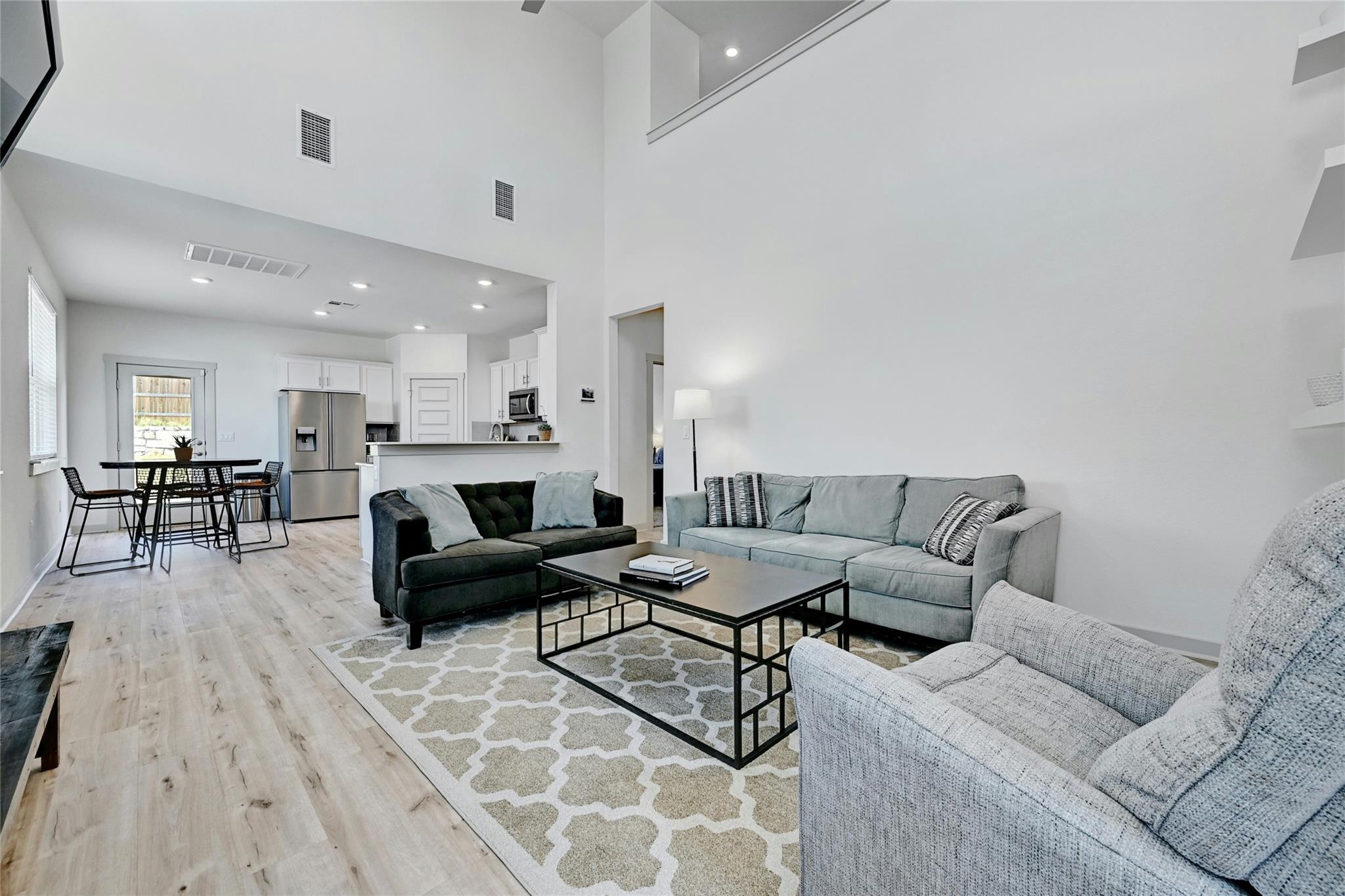 8133 Linnie Ln, Austin, TX 78724