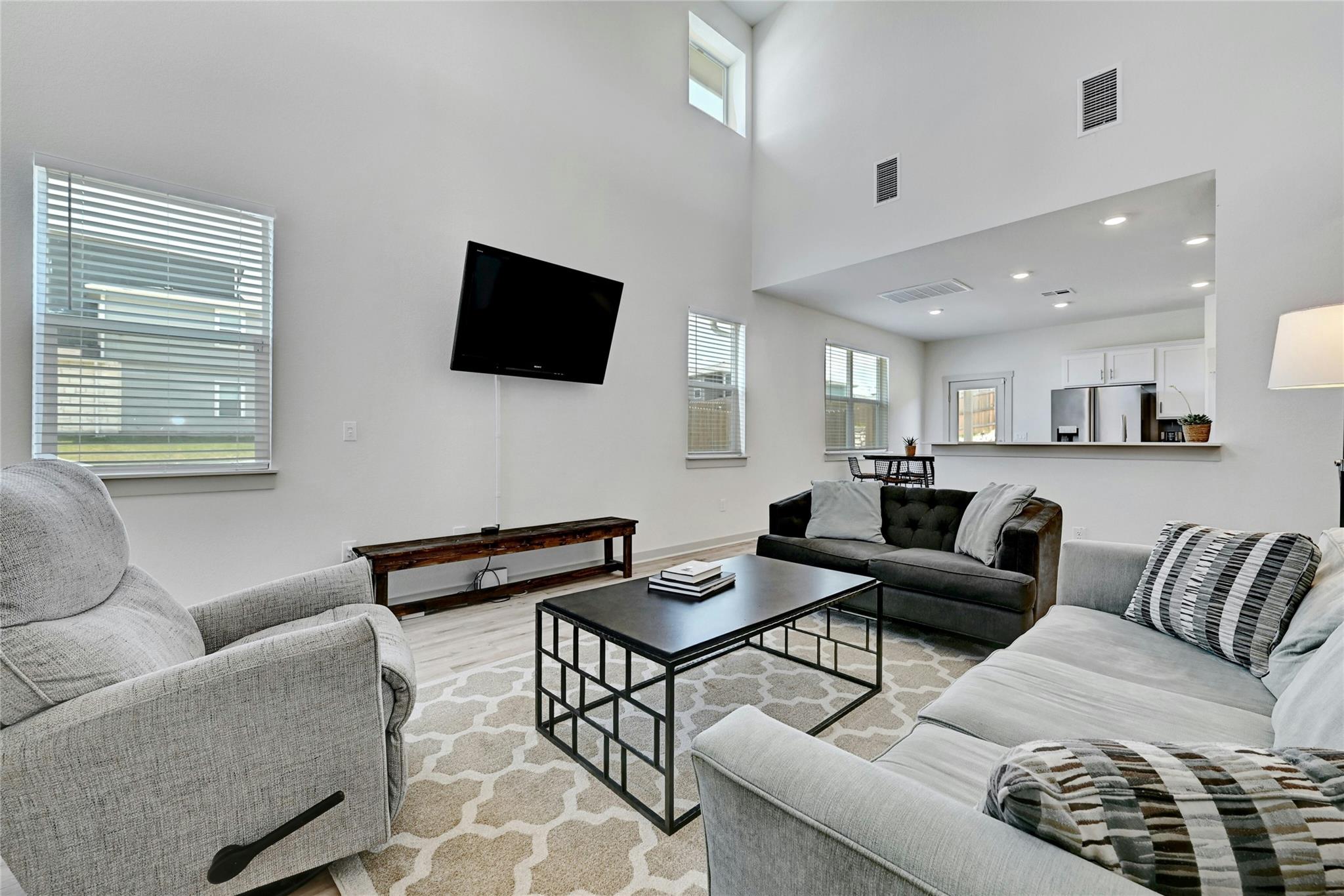 8133 Linnie Ln, Austin, TX 78724