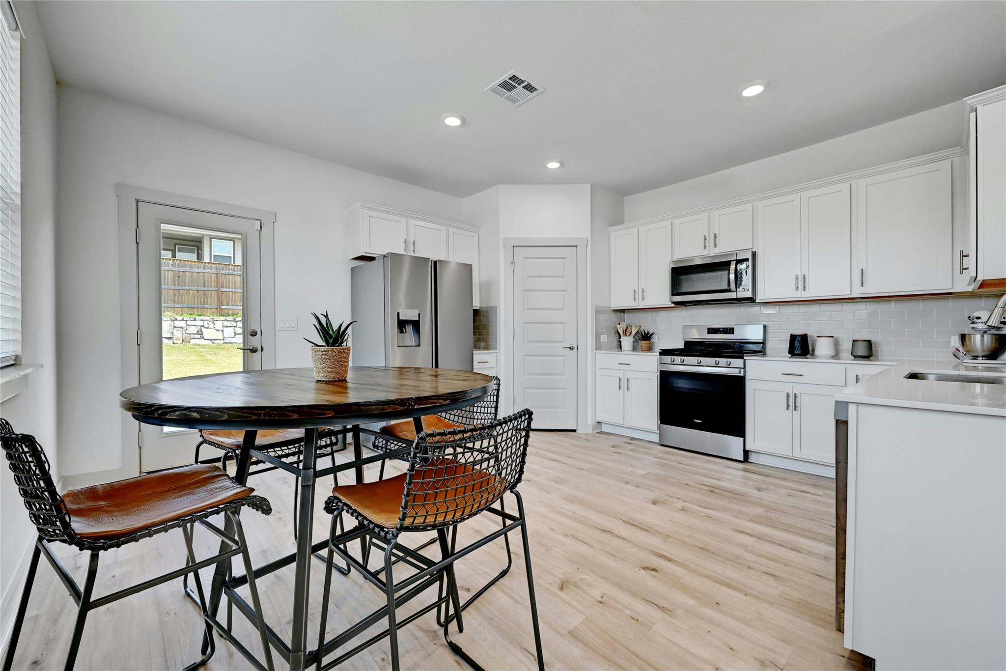 8133 Linnie Ln, Austin, TX 78724