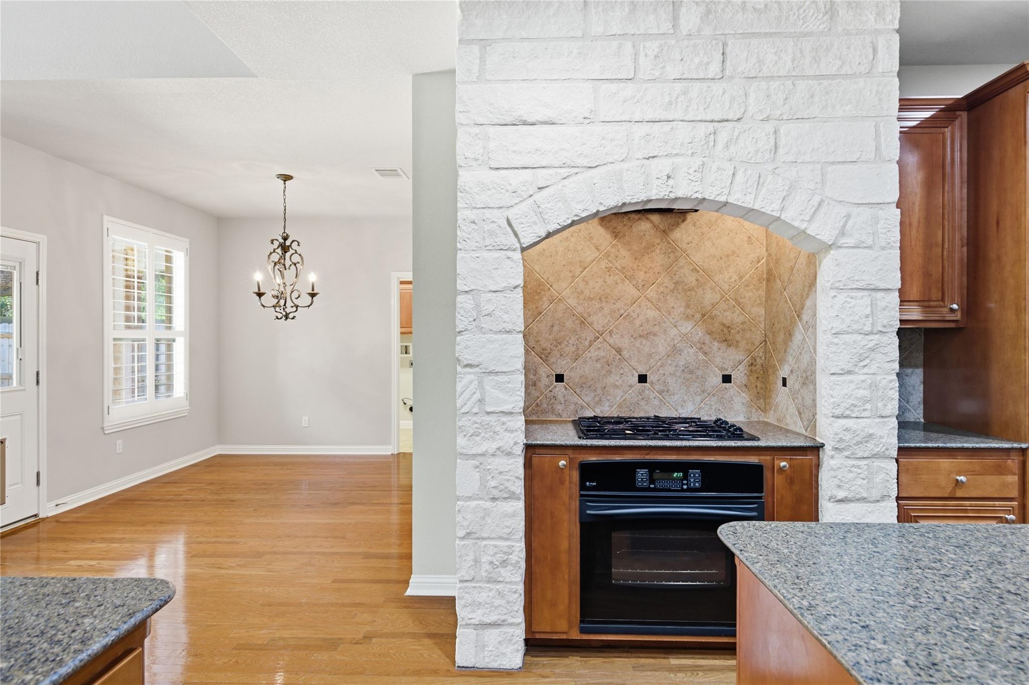 10732 Maelin Dr, Austin, TX 78739