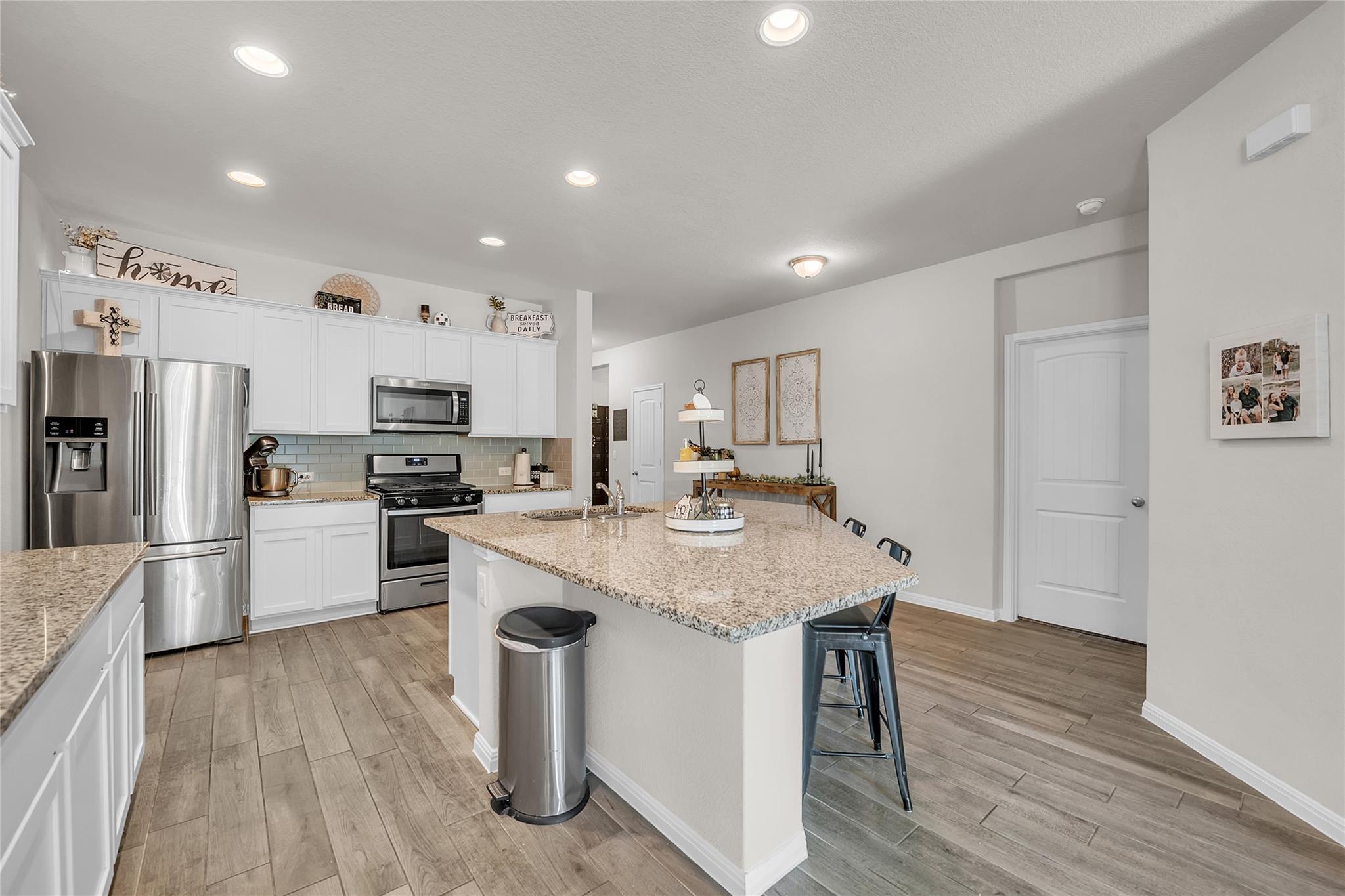 2224 River Place Ln, Georgetown, TX 78628