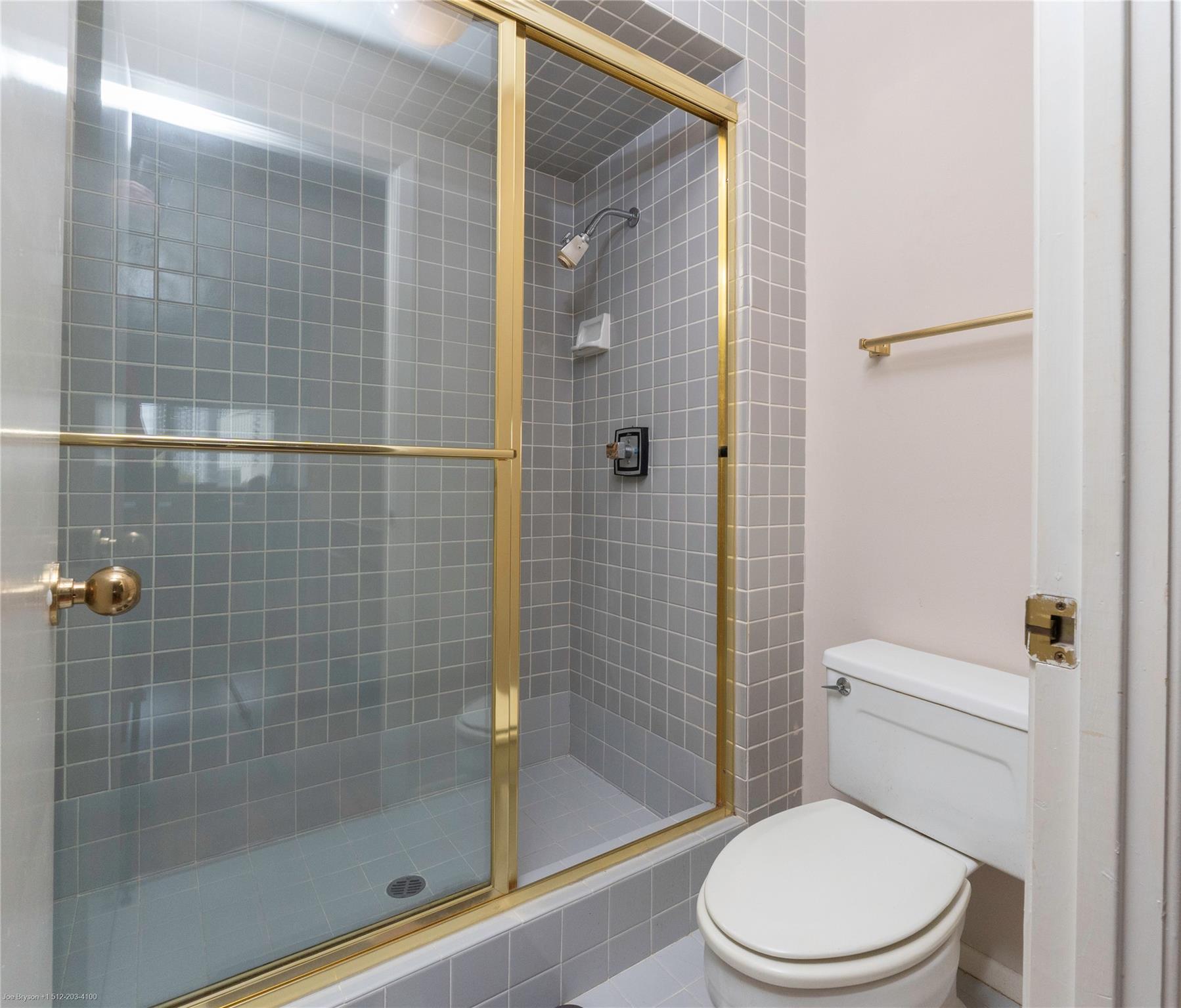 40 N Interstate 35 Highway # 6C1, Austin, TX 78701