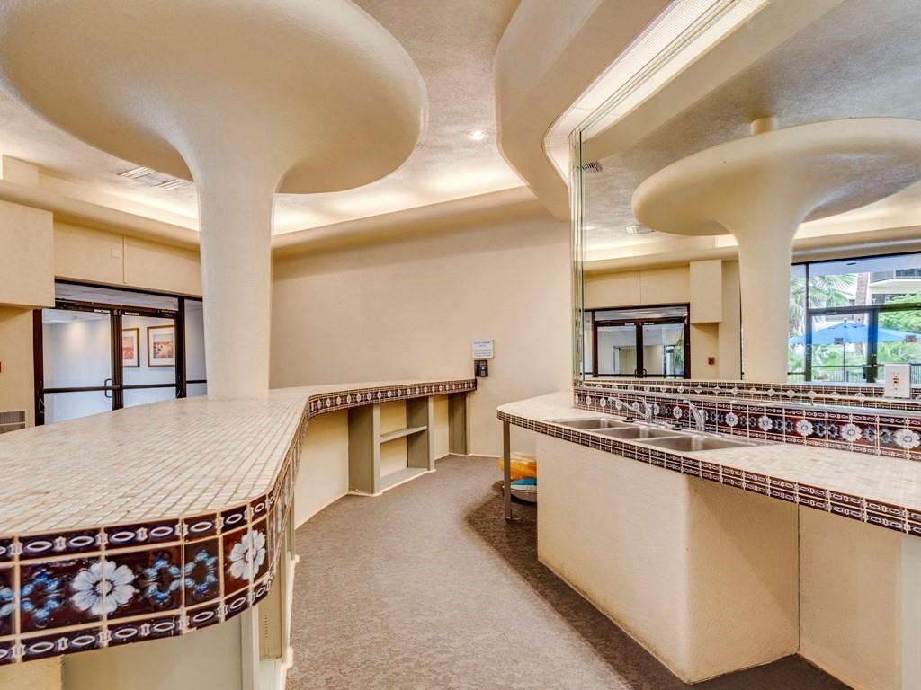 40 N Interstate 35 Highway # 6C1, Austin, TX 78701