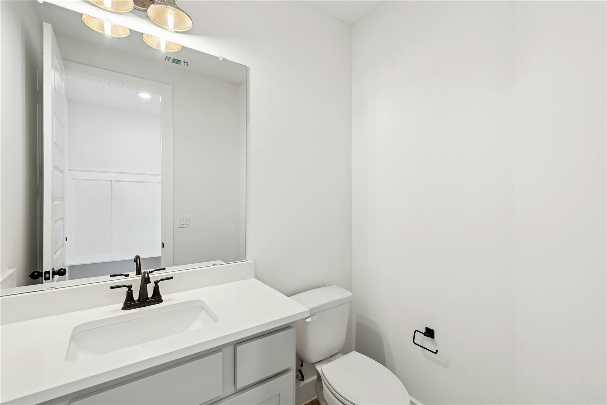 1533 Rodeo Ridge Dr, Georgetown, TX 78628