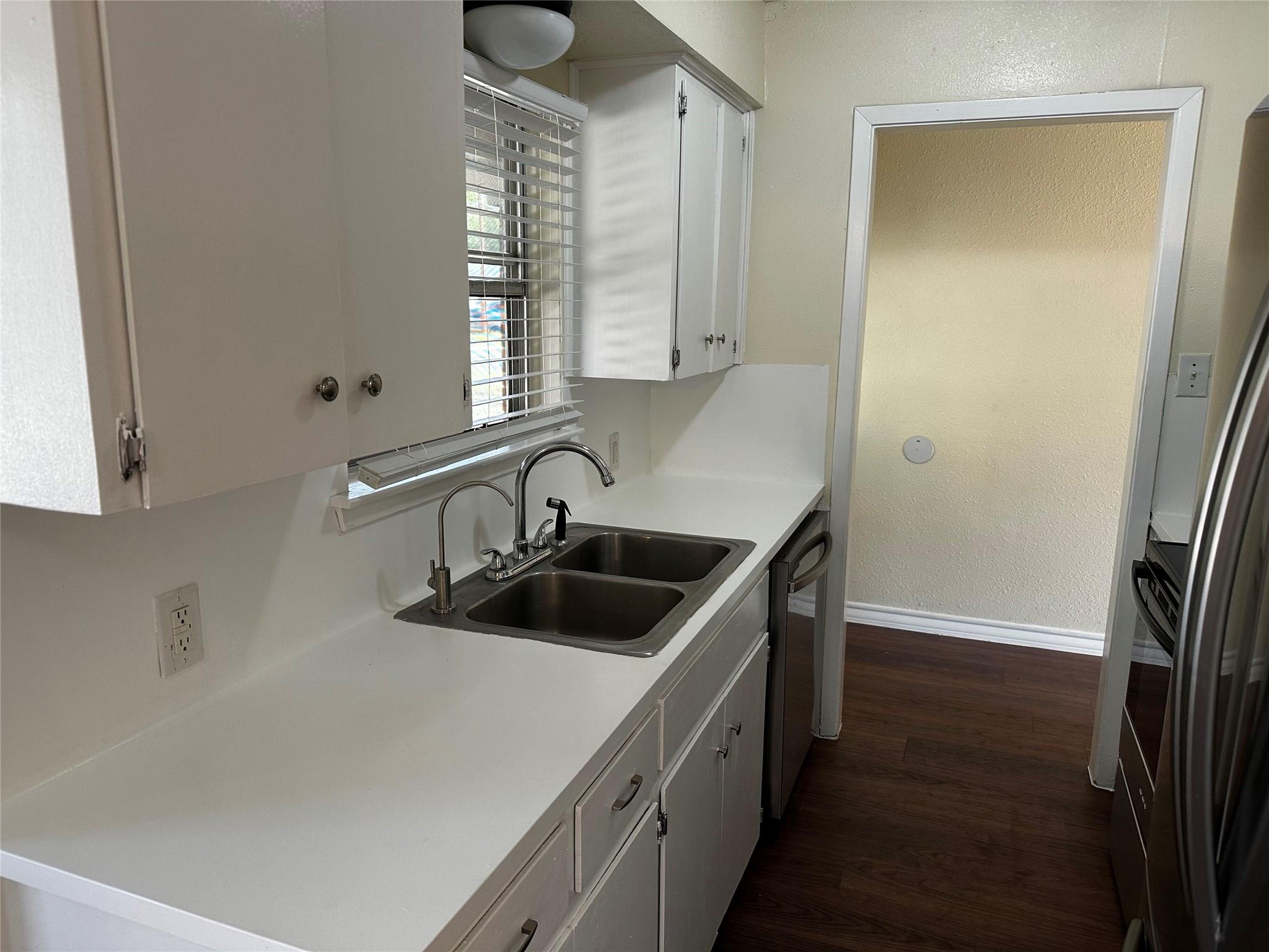 204 Thompson St, Cedar Park, TX 78613