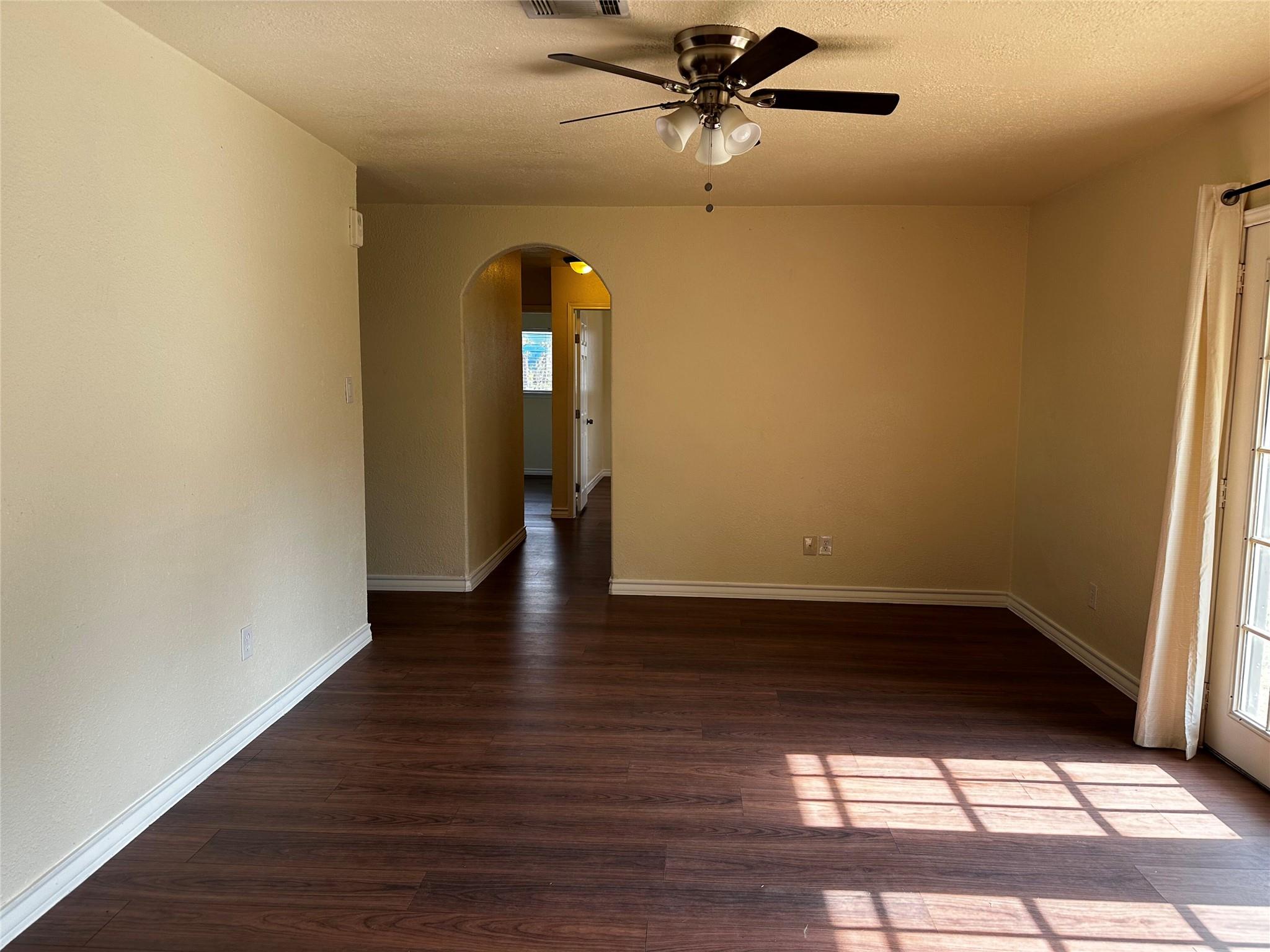 204 Thompson St, Cedar Park, TX 78613