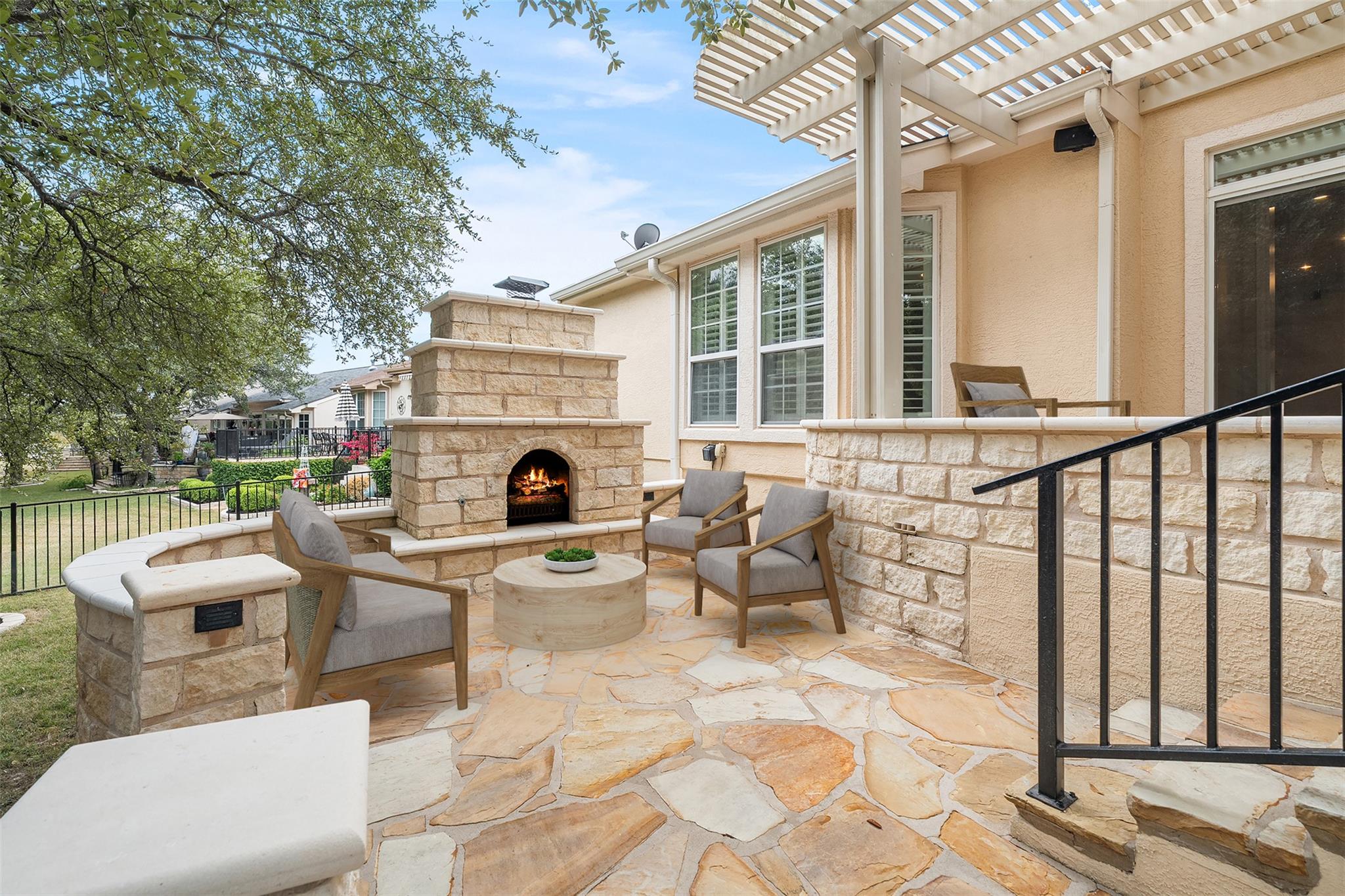 307 Armstrong Dr, Georgetown, TX 78633