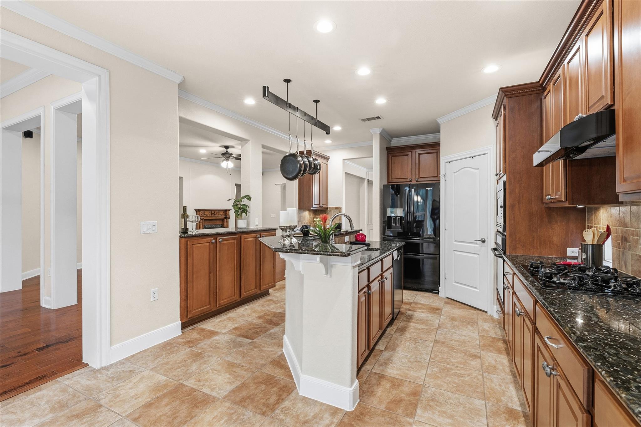 307 Armstrong Dr, Georgetown, TX 78633