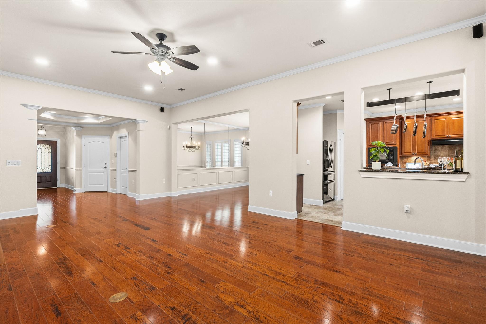 307 Armstrong Dr, Georgetown, TX 78633