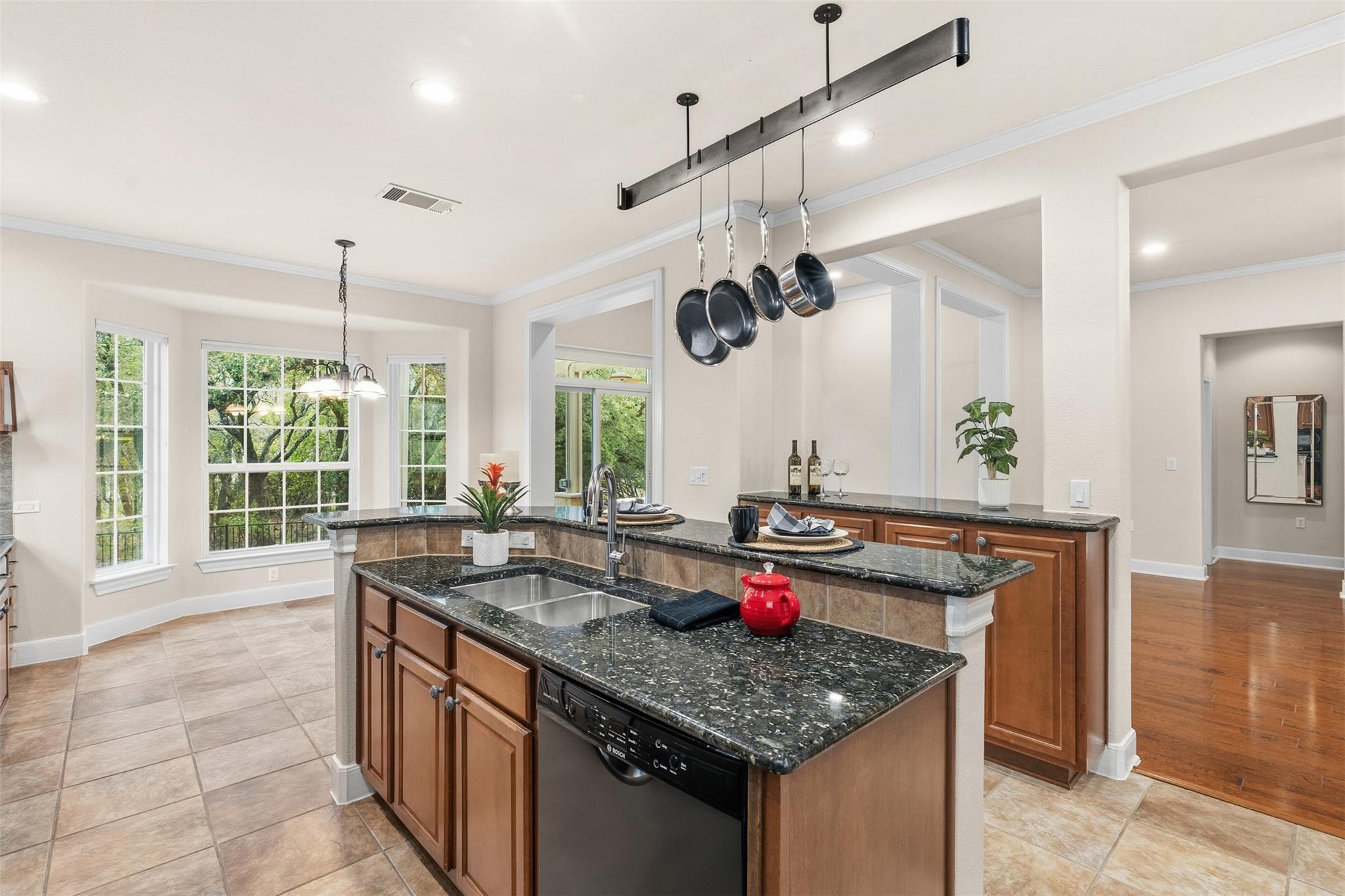 307 Armstrong Dr, Georgetown, TX 78633