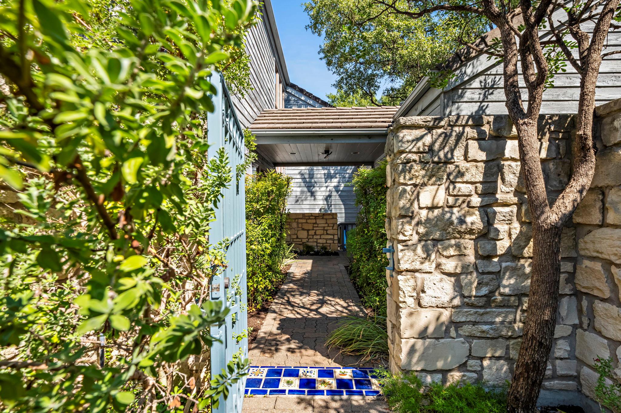 2629 Deerfoot Trl, Austin, TX 78704