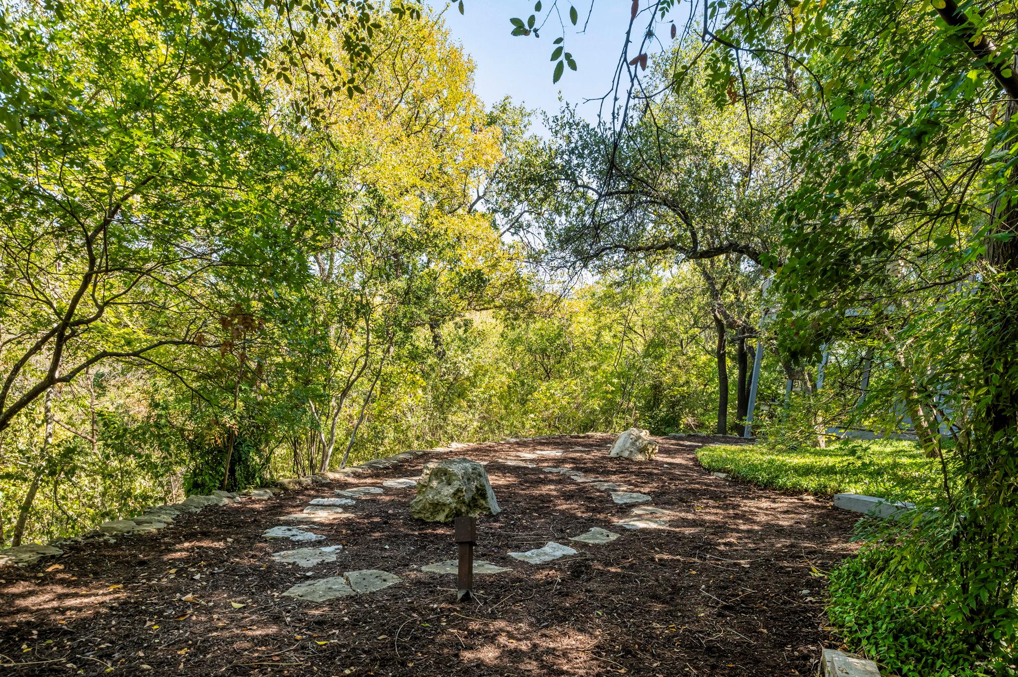 2629 Deerfoot Trl, Austin, TX 78704