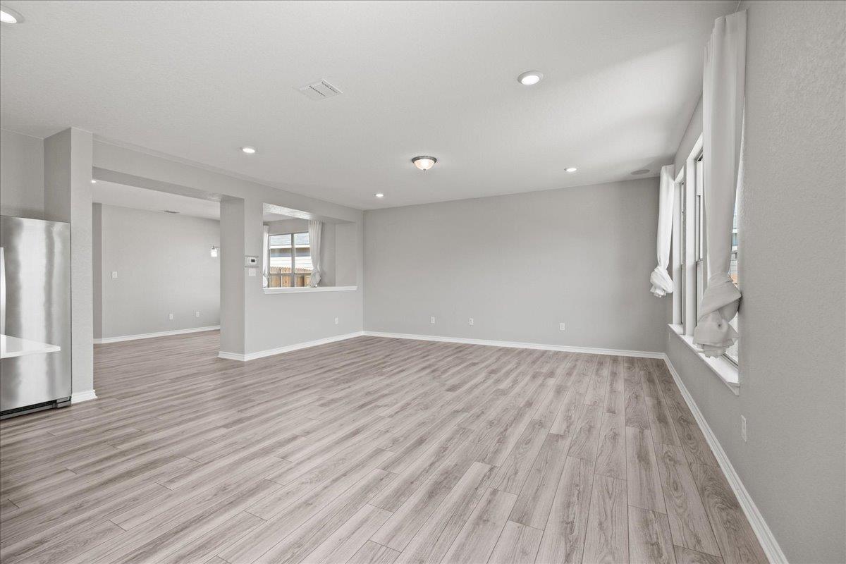 8022 Kingfisher Lndg, San Antonio, TX 78253