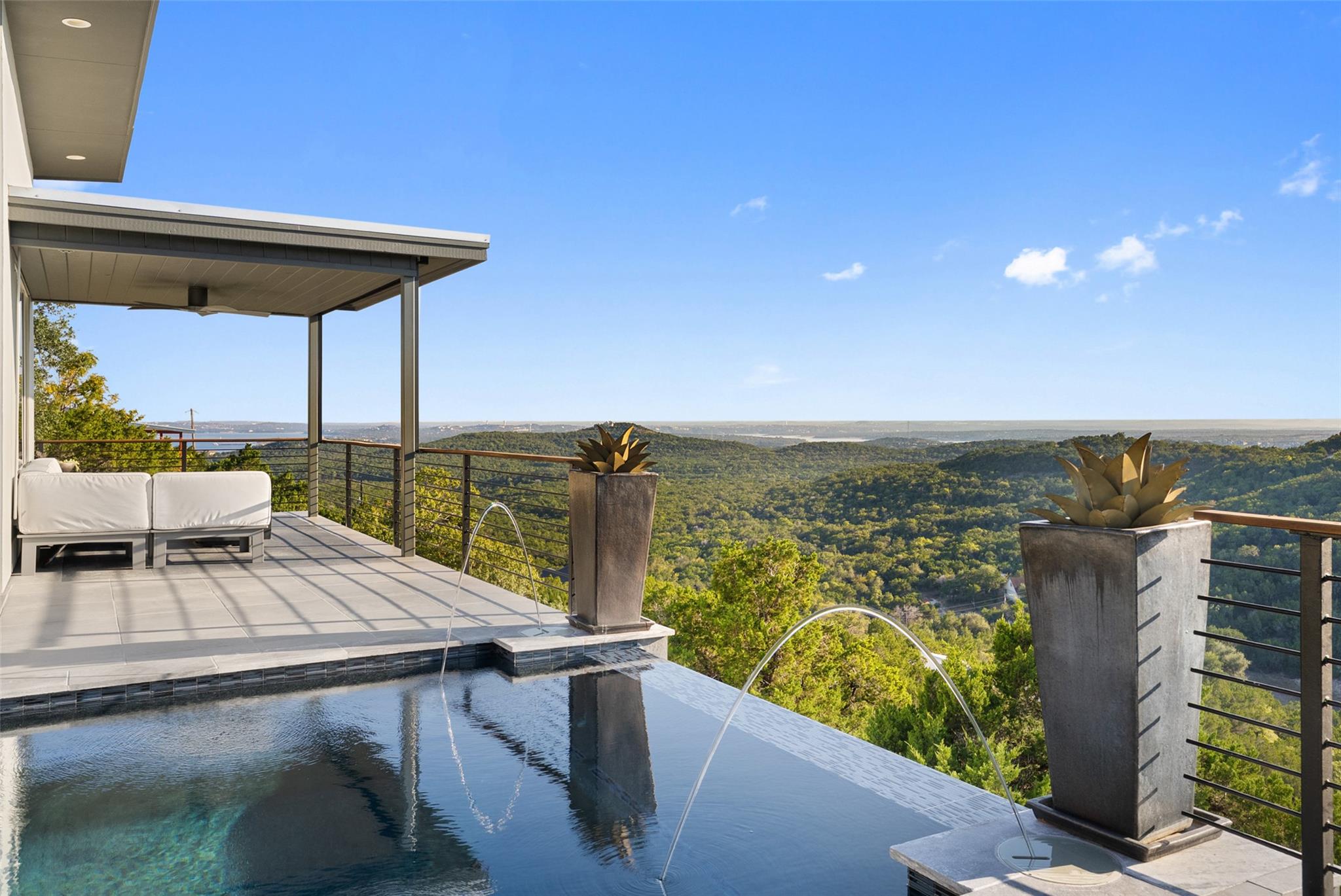 8400 Oveta St, Jonestown, TX 78645