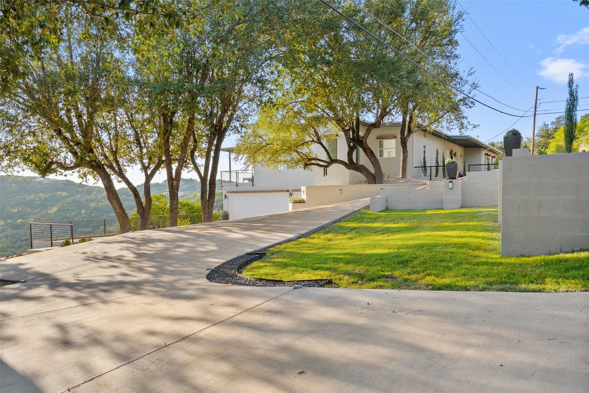 8400 Oveta St, Jonestown, TX 78645