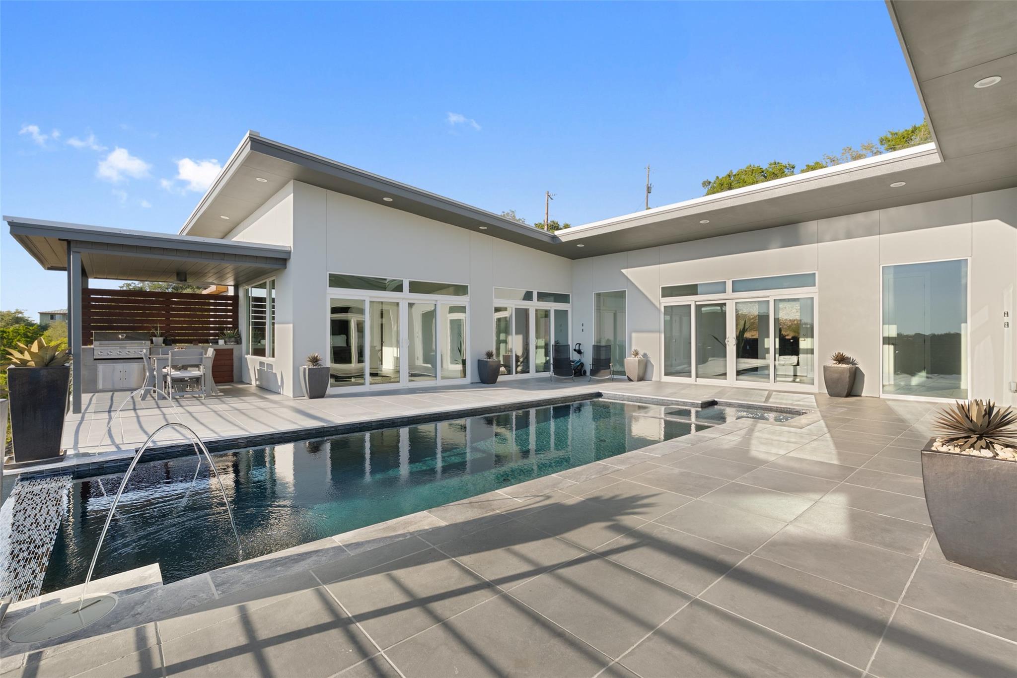 8400 Oveta St, Jonestown, TX 78645