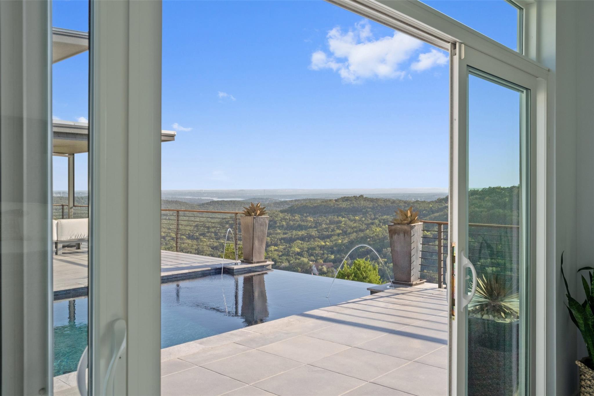 8400 Oveta St, Jonestown, TX 78645