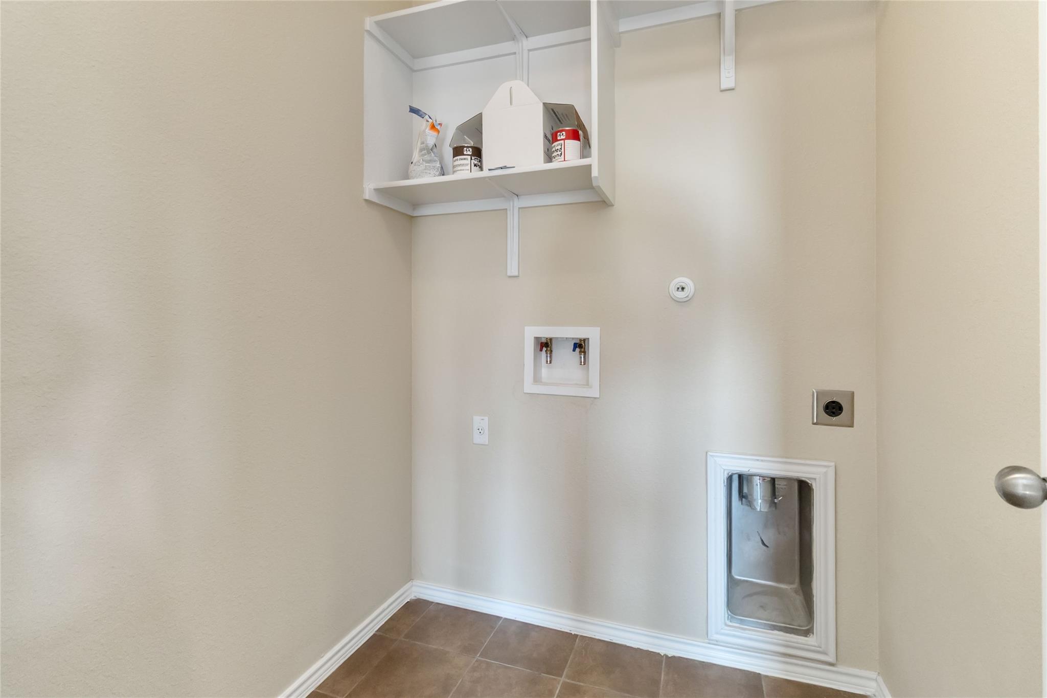 137 Gray Wolf Dr, San Marcos, TX 78666