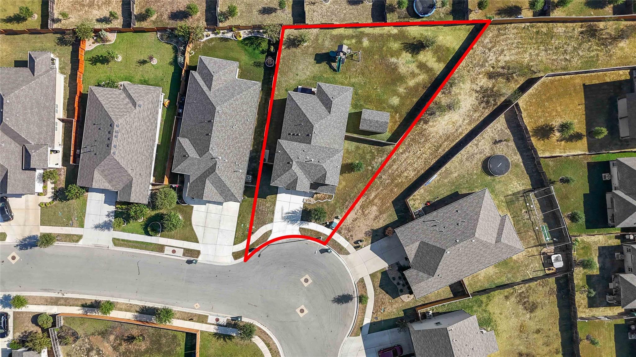 137 Gray Wolf Dr, San Marcos, TX 78666