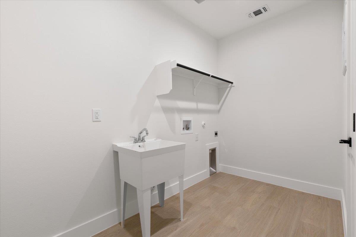 16624 Wind Chime Dr, Austin, TX 78653