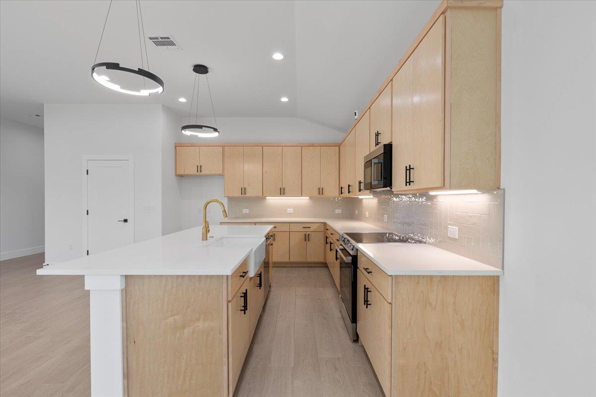 16624 Wind Chime Dr, Austin, TX 78653