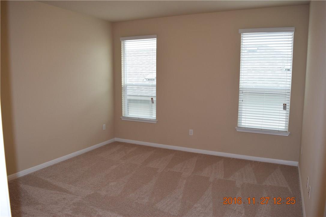 313 N Heatherwilde Blvd, Pflugerville, TX 78660