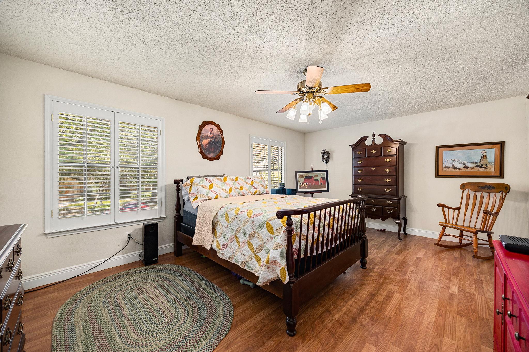 17509 Klamath Falls Dr, Round Rock, TX 78681