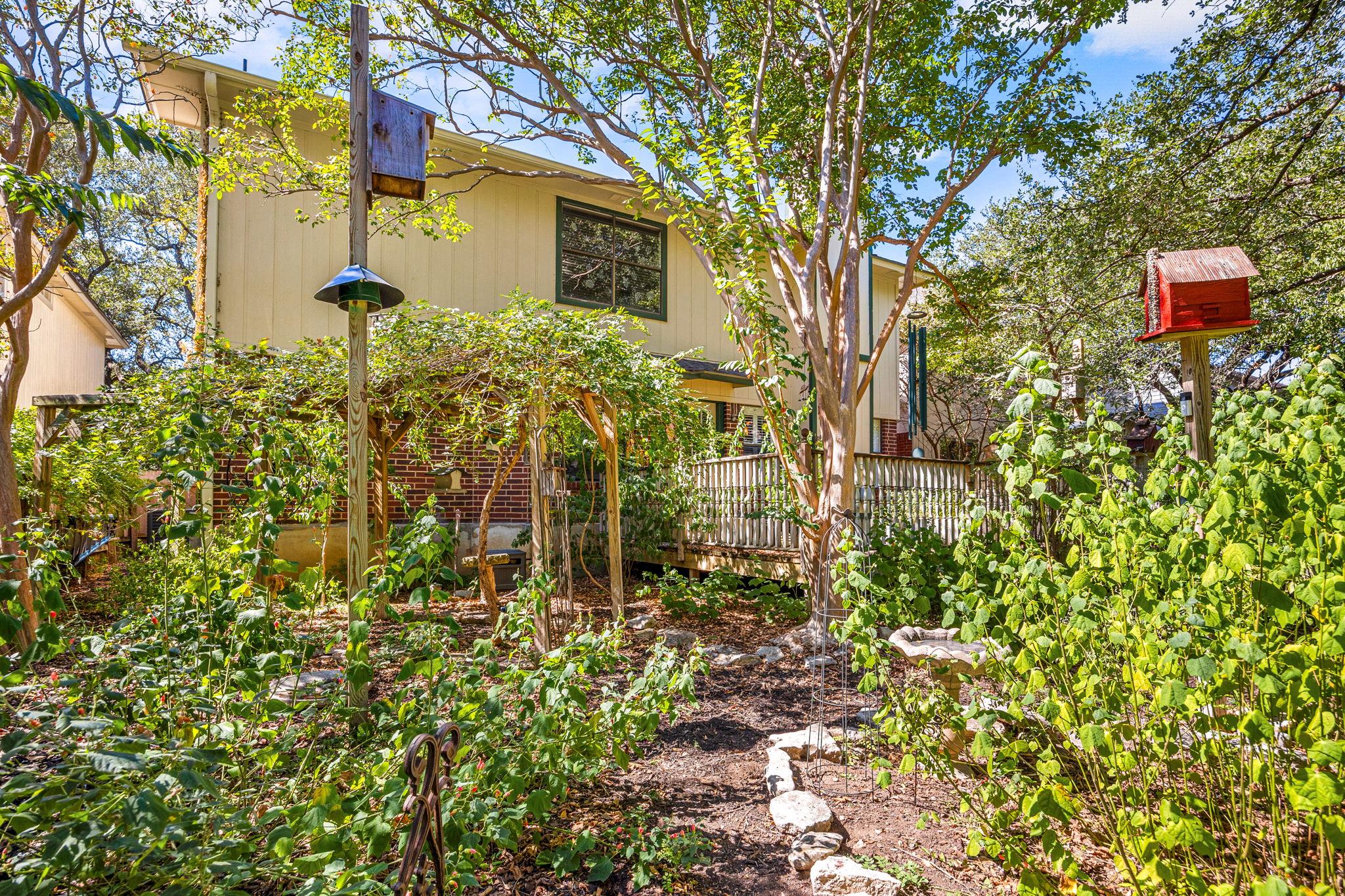 17509 Klamath Falls Dr, Round Rock, TX 78681