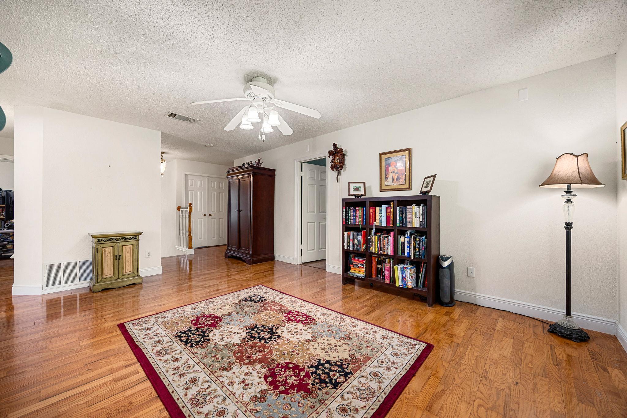 17509 Klamath Falls Dr, Round Rock, TX 78681