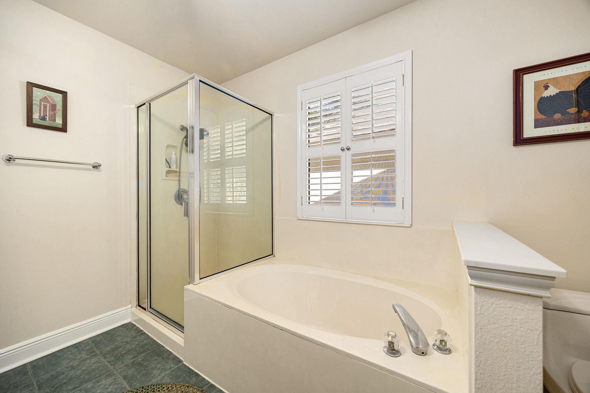 17509 Klamath Falls Dr, Round Rock, TX 78681