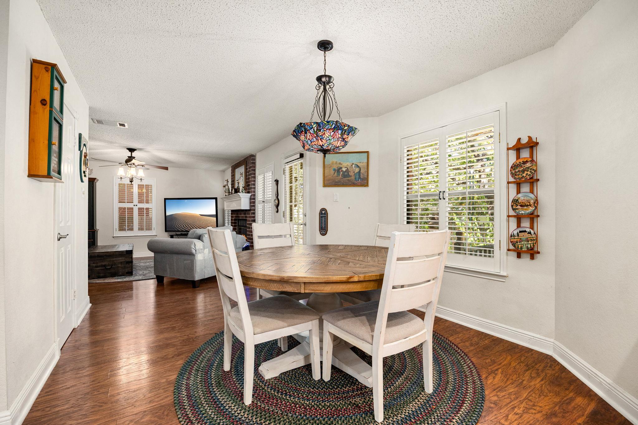 17509 Klamath Falls Dr, Round Rock, TX 78681