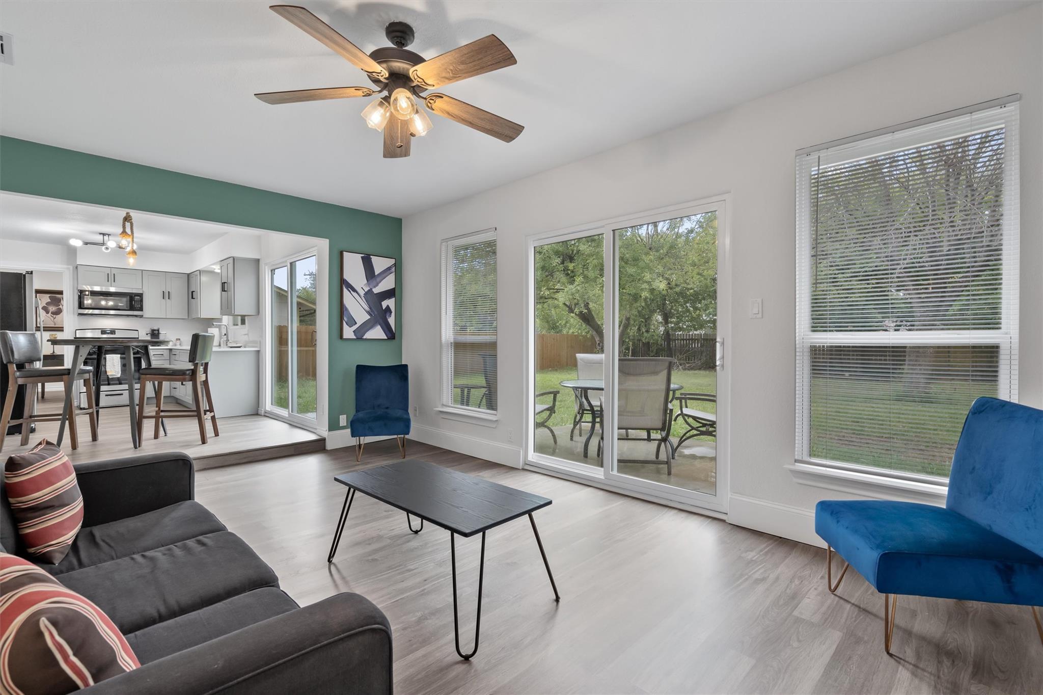 405 E Logan St, Round Rock, TX 78664