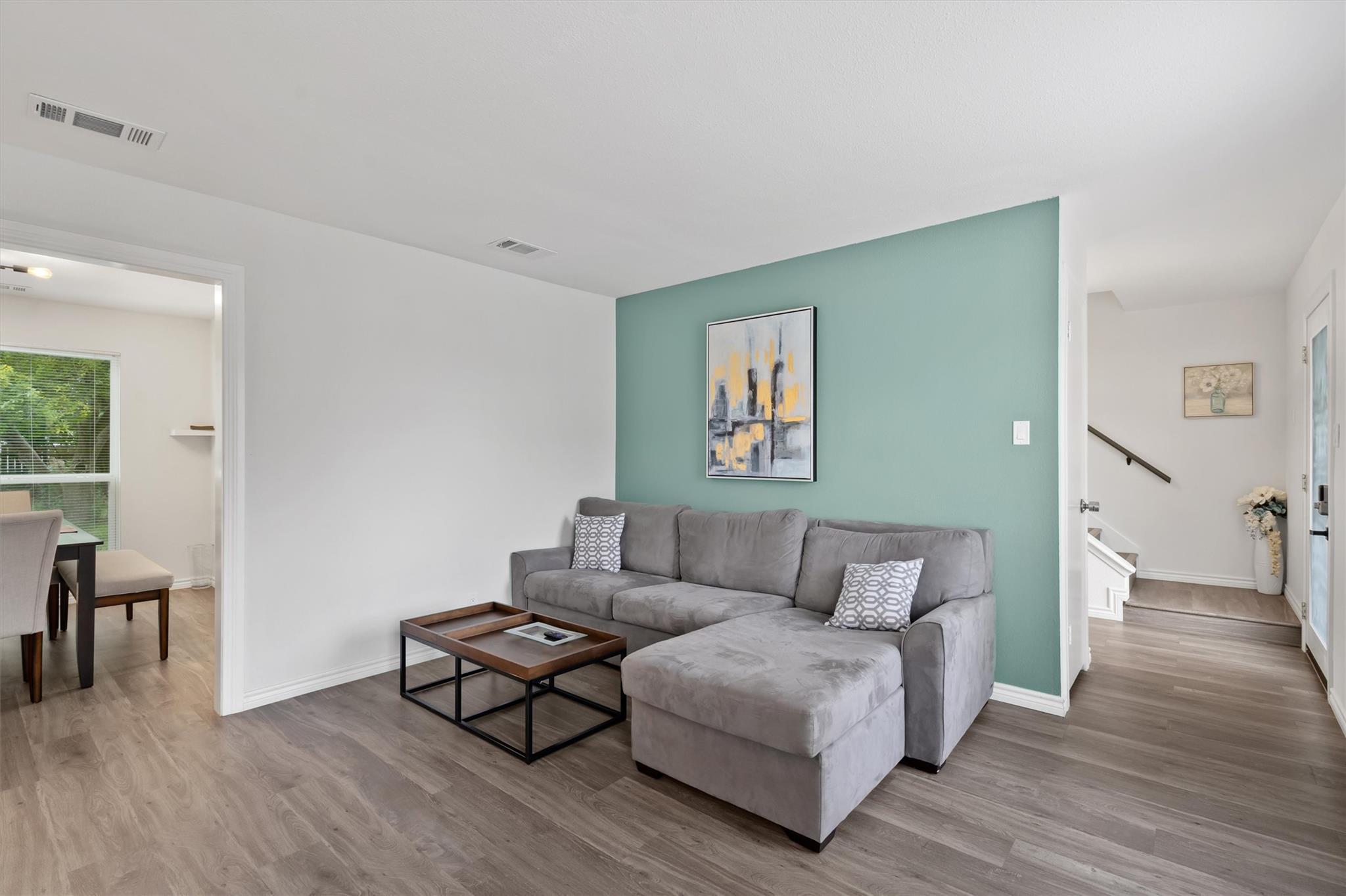 405 E Logan St, Round Rock, TX 78664