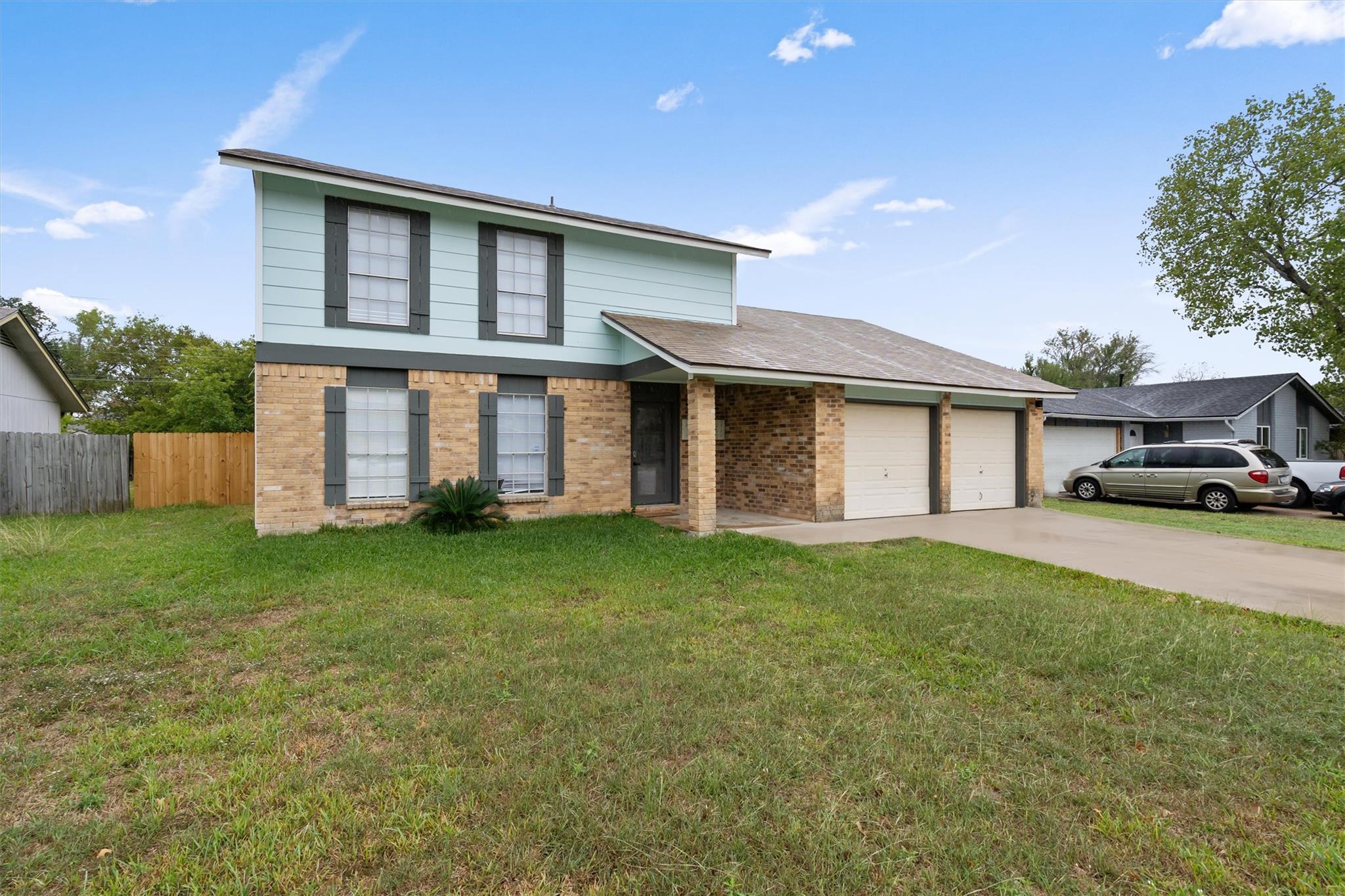 405 E Logan St, Round Rock, TX 78664
