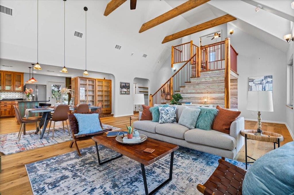 200 Raeford Xing, Dripping Springs, TX 78620