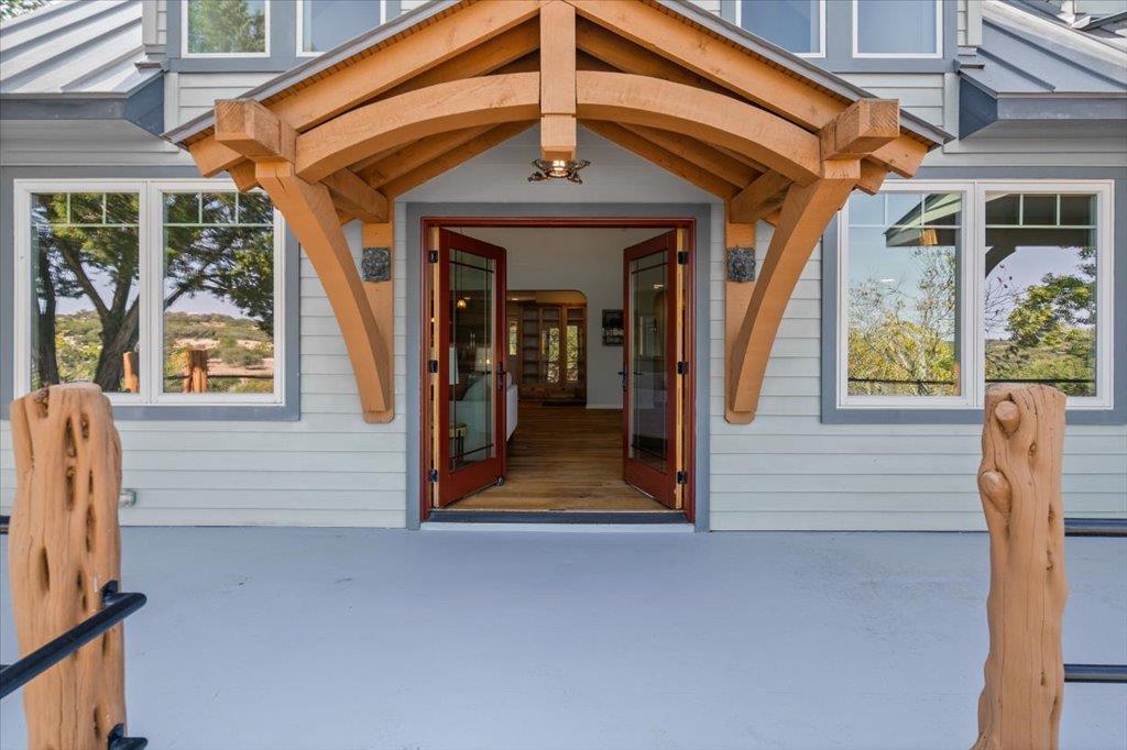 200 Raeford Xing, Dripping Springs, TX 78620