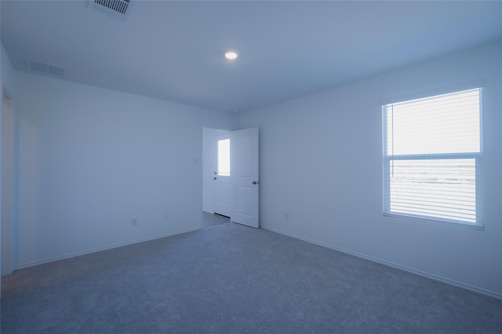 308 Cowpoke Dr, Jarrell, TX 76537