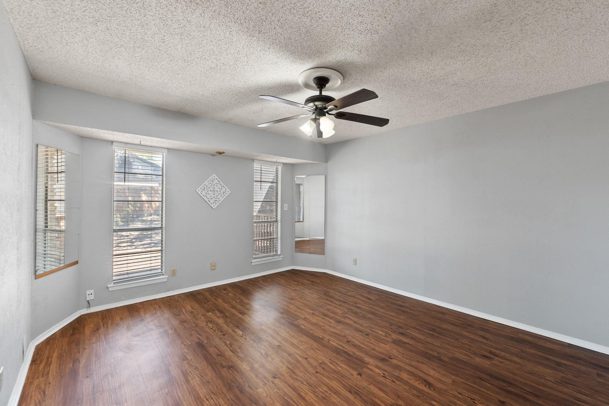 9806 Cottle Dr, Austin, TX 78753