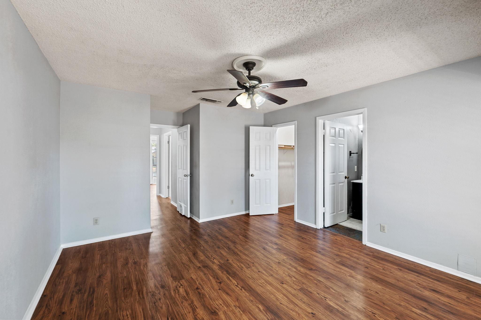 9806 Cottle Dr, Austin, TX 78753