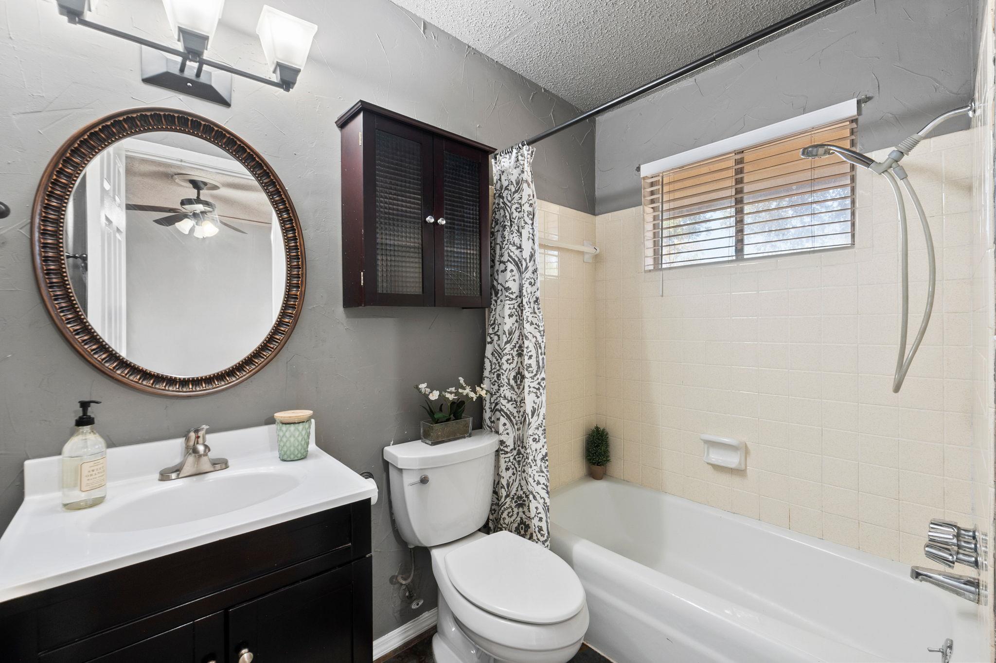 9806 Cottle Dr, Austin, TX 78753