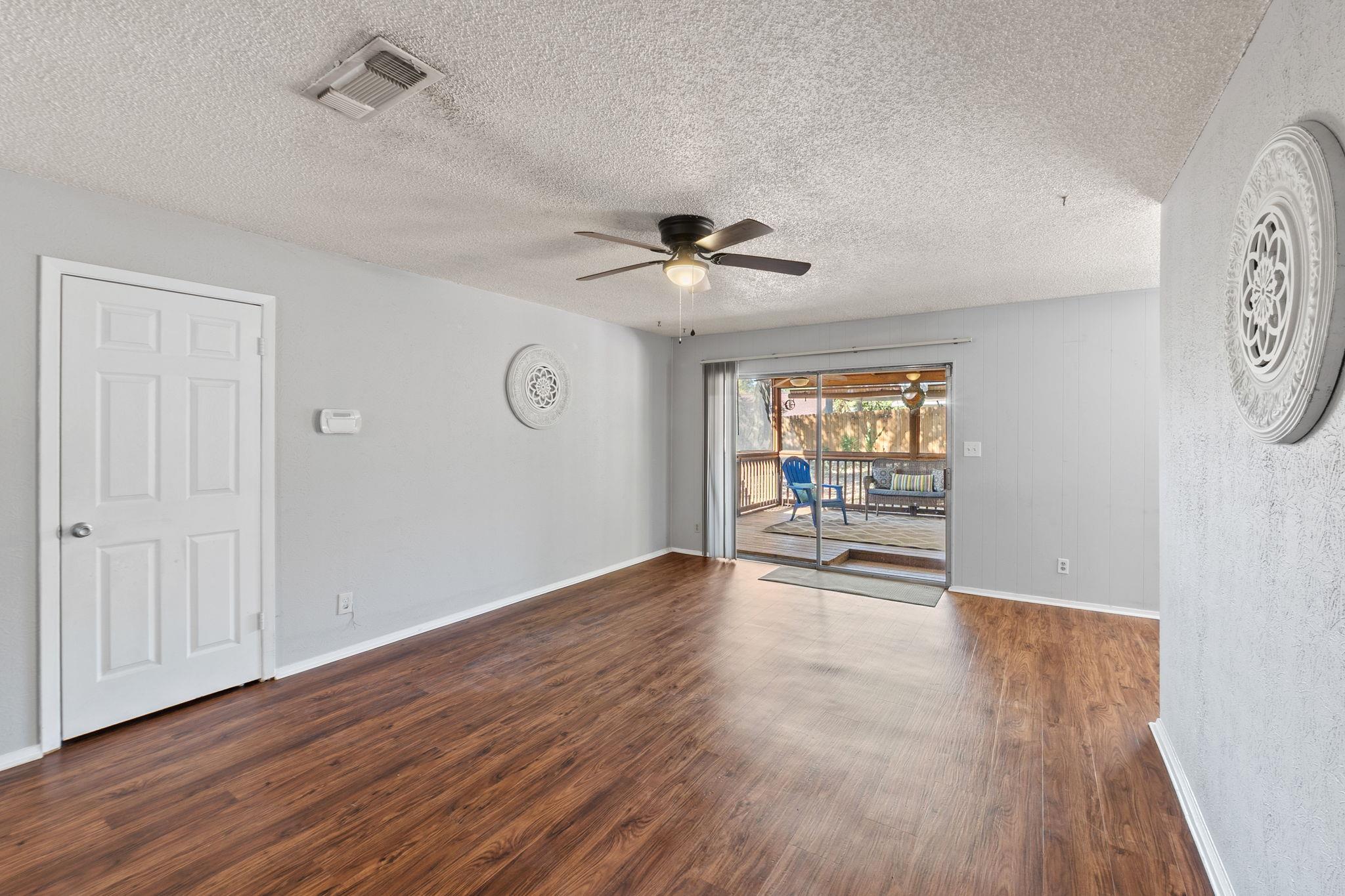 9806 Cottle Dr, Austin, TX 78753