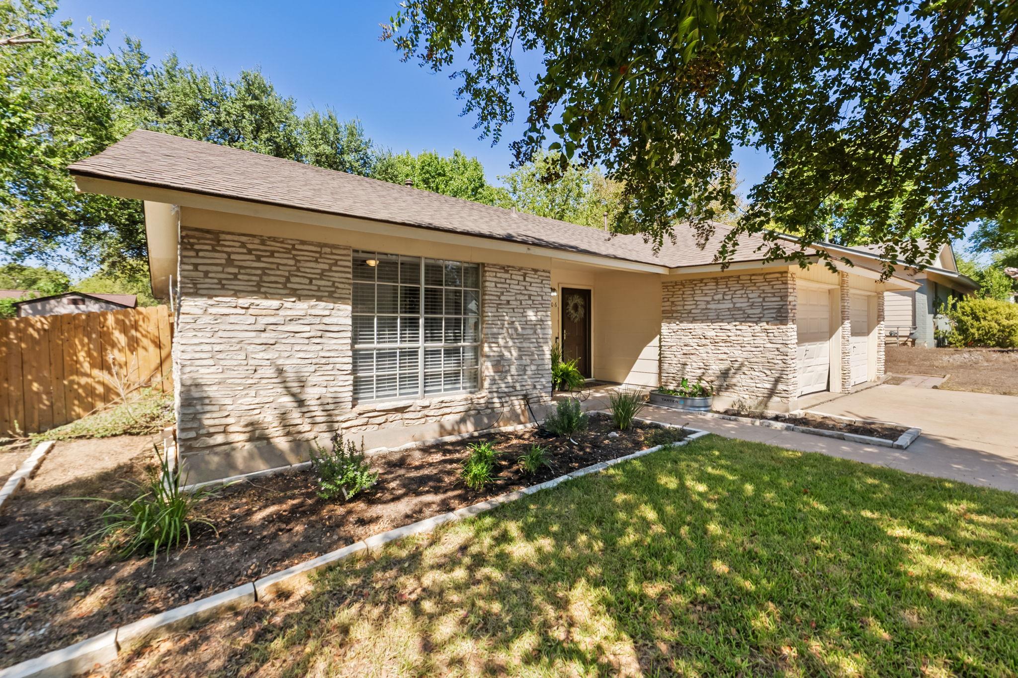 9806 Cottle Dr, Austin, TX 78753