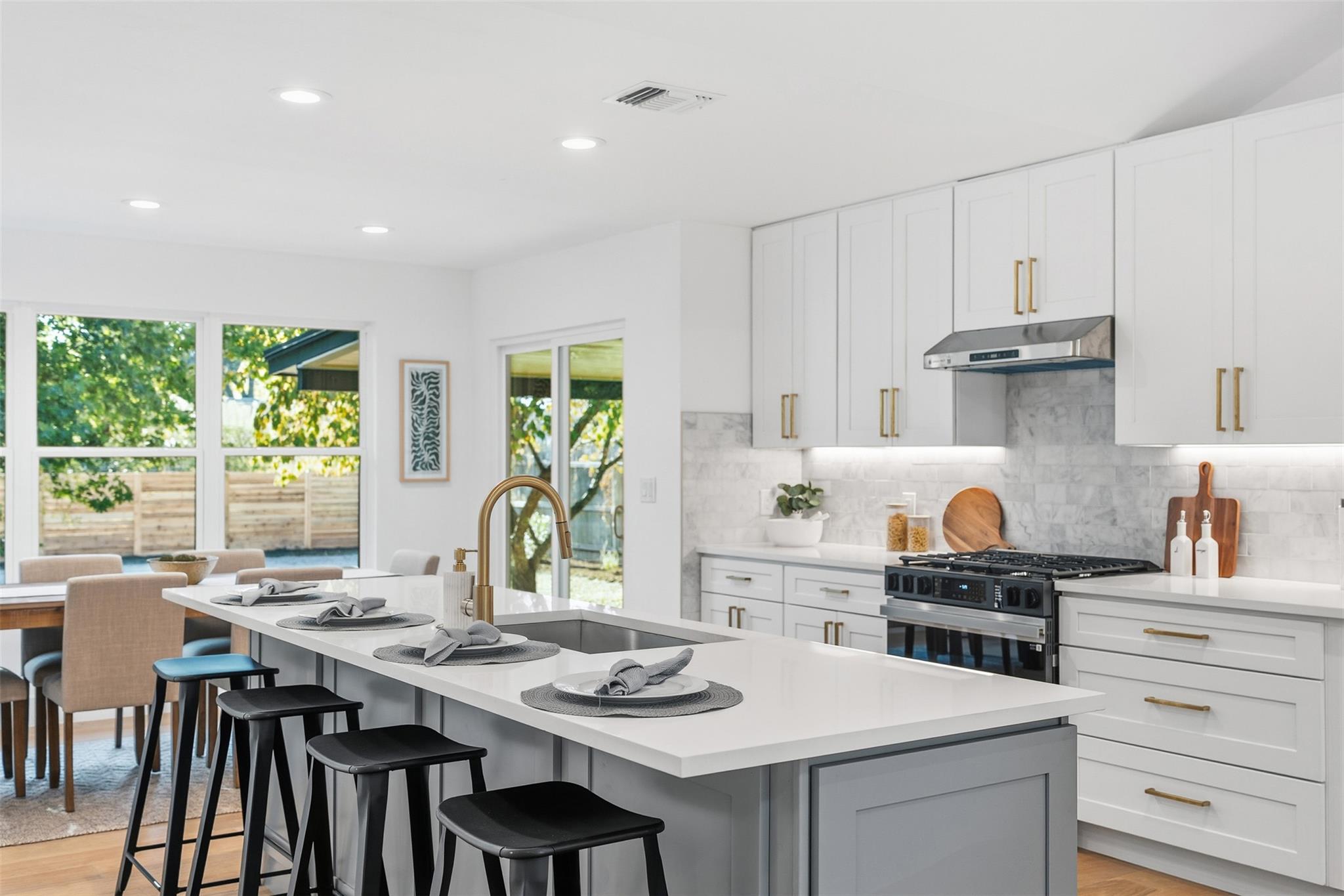 4600 Frontier Trl, Austin, TX 78745